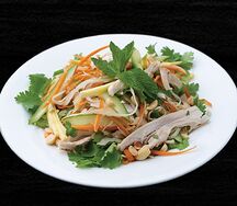 Салат Манго с курицей