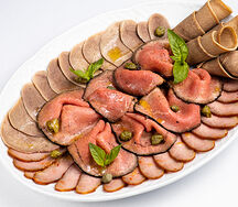 Мясная тарелка