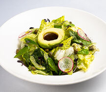 Большой зелёный салат