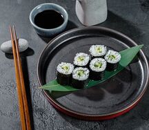 Ролл с огурцом