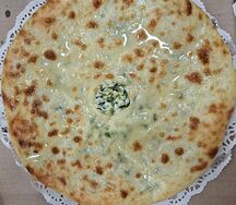 Пирог с сыром и шпинатом