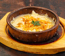 Сулугуни, жаренный на кеци