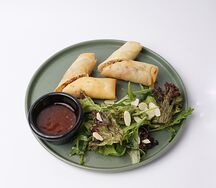 Спринг-ролл с курицей