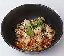 Вок Жареный рис с курицей