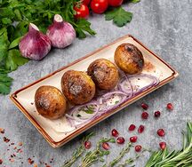 Молодой картофель на мангале