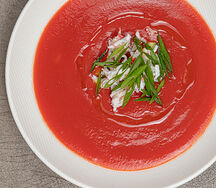 Томатный гаспачо с крабом