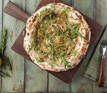 Пицца Бьянка с грушей