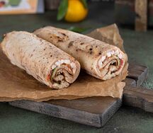 Пиццето с моцареллой и томатами