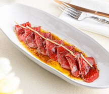Карпаччо из подкопченного тунца