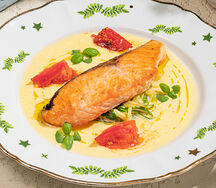 Лосось с цукини