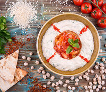 Хумус (тертый нут с кунжутной пастой) бейрути