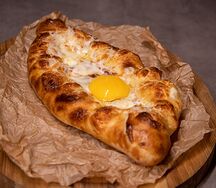 Хачапури по-аджарски