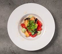 Салат с хрустящими баклажанами