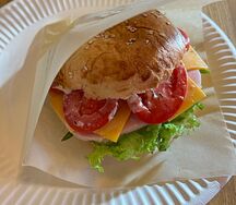 Сэндвич с ветчиной и сыром