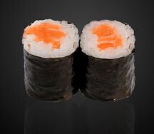 Мини-ролл с лососем