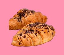 Круассан с шоколадной начинкой 