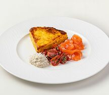 Картофельный омлет с лососем