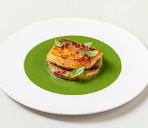 Филе судака с толчёным картофелем и квашеной капустой