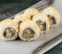 Ролл с угрем