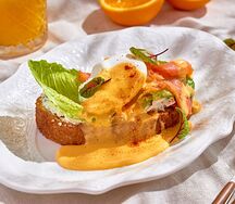 Яйцо Бенедикт с лососем