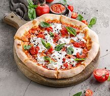 Пицца Кон помодоро