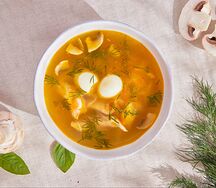 Суп с фермерским цыплёнком и грибами