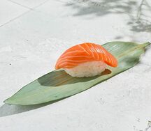 Суши Лосось
