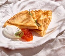 Классические блины с красной икрой