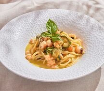Паста с цукини и креветками