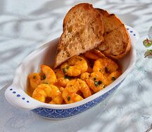 Креветки на сковороде по-грузински