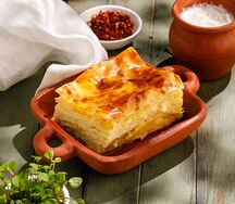 Ачма с соусом мацони