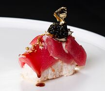 Кето-суши с тунцом йеллоуфин