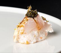 Кето-суши с сибасом