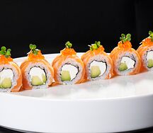 Ролл Филадельфия с лососем