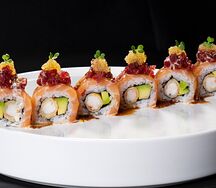 Ролл Никкей с лососем и тунцом