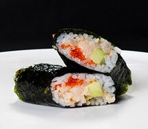 Хенд-ролл с гребешком