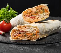 Куриная шаурма в обычном тандырном лаваше