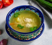 Куриный суп с лапшой