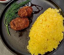 Котлета курино-говяжья с рисом шафран