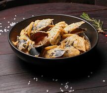 Мидии в соусе том ям