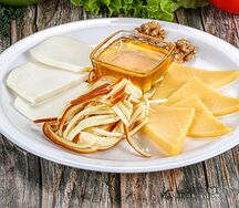 Сырная тарелка