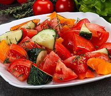 Свежий овощной салат