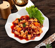 Курица с арахисом