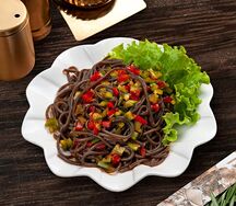 Салат Фунчоза черная