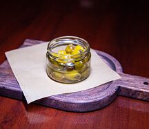 Маринованные оливки в Персидском стиле