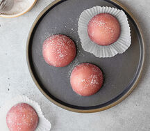 Японский десерт моти Малина чизкейк