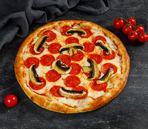 Пицца Пепперони с грибами