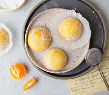 Японский десерт моти Мандарин-юдзу