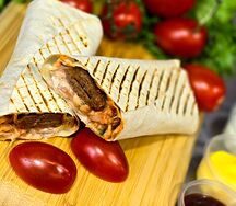 Шаурма с люля-кебабом на углях 