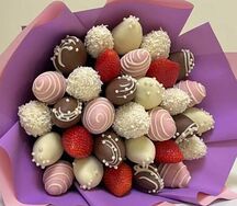 Букет из клубники в шоколаде Для тебя